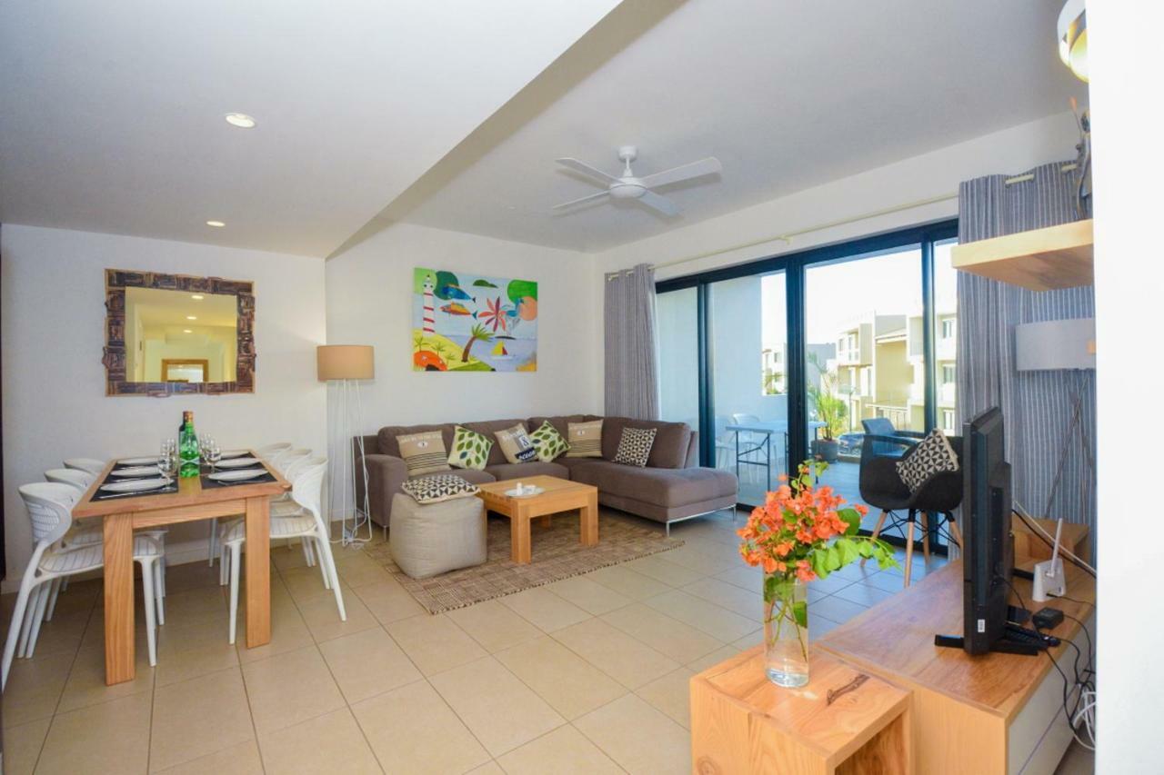 Azuri Resort -Sea View & Golf Luxury Apartment Roches Noires Extérieur photo